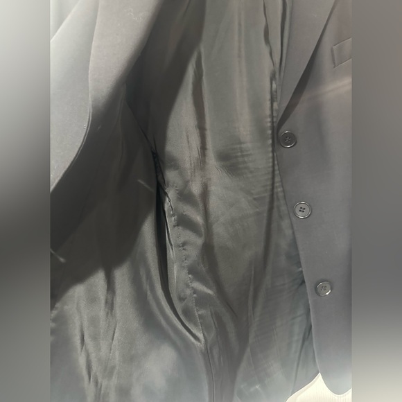 Talbots 16P black blazer (suit jacket) - Picture 3 of 5